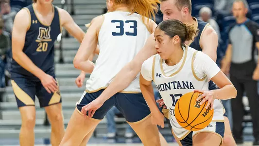 WBB_2425_MORALES_DRIVE_BG