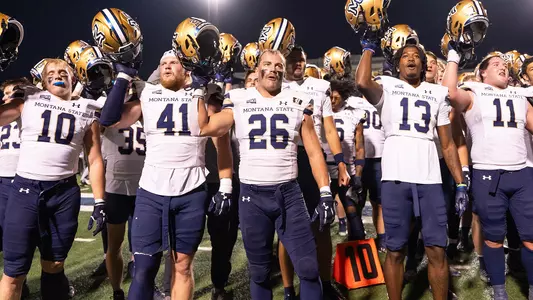 FB_24_FIGHT_SONG_UCD