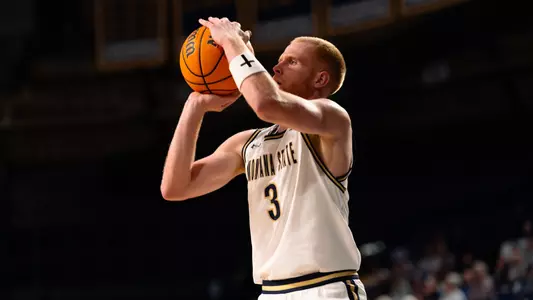 Jabe Mullins_MBB vs. Northwest Indian_11.11.24