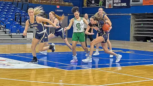 WBB_2425_MARTIN_REBOUND__PRM_1