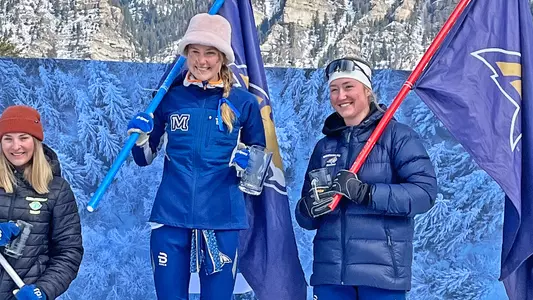SKI_2324_CATS CELEBRATE 1-2 FINISH at DU