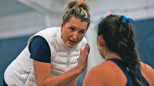 WTN_2324_WOODBURN_HEAD_COACH_UND