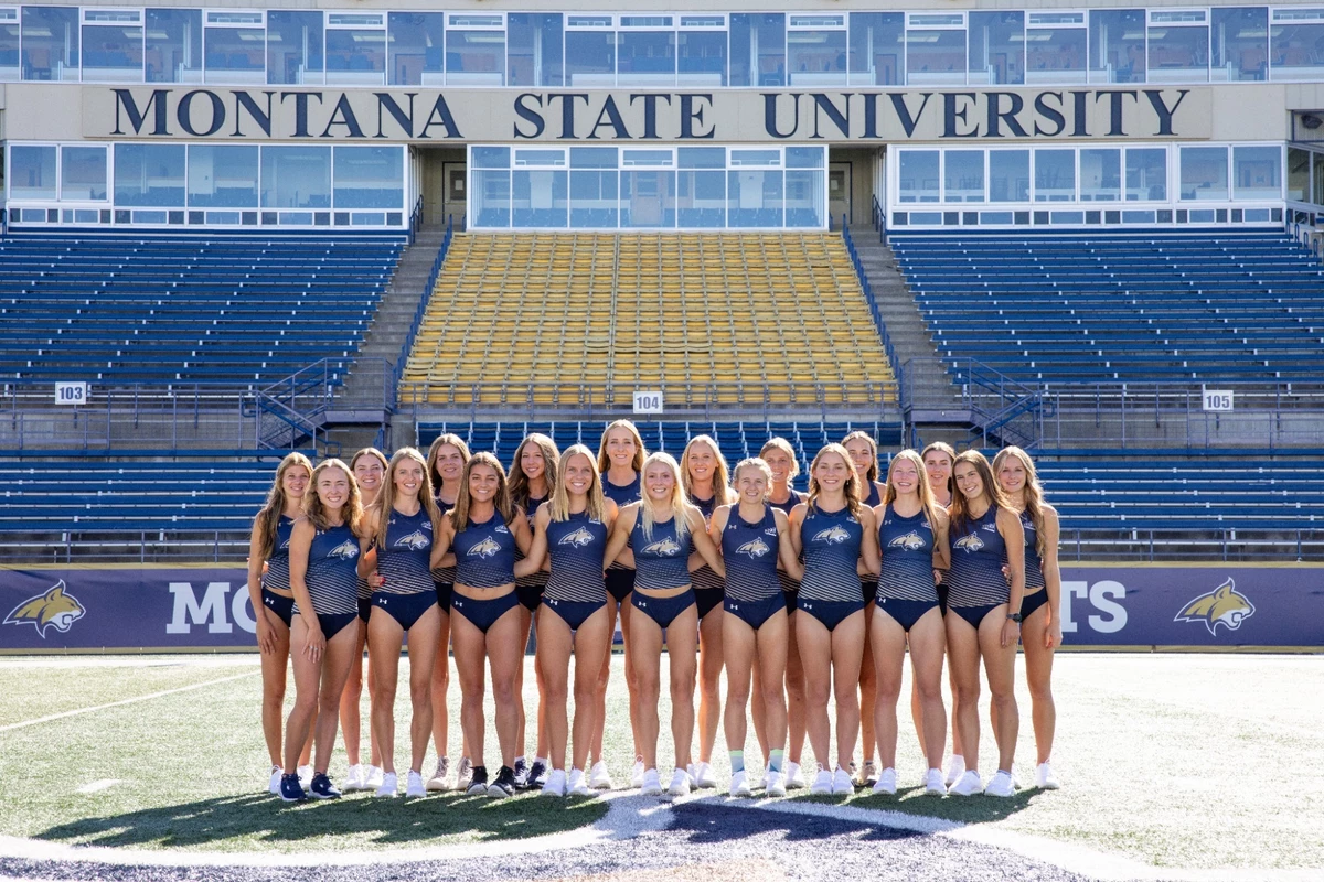 2024 Women's Cross Country Team Photo