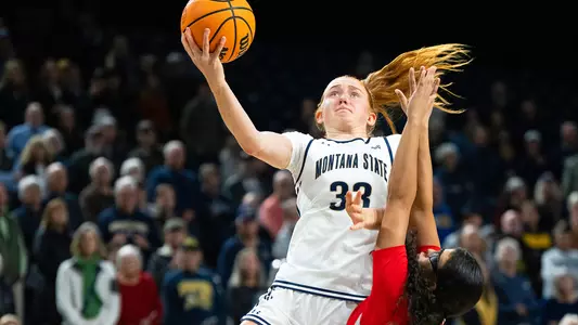 WBB_25226_HARRIS_LAYIN_UNLV_1