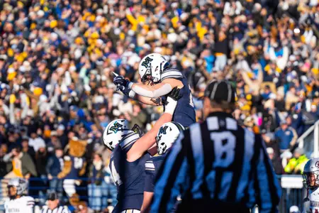 Bobcats Topple Grizzlies for Second Time in Four Weeks to Punch Ticket to Nashville! Image