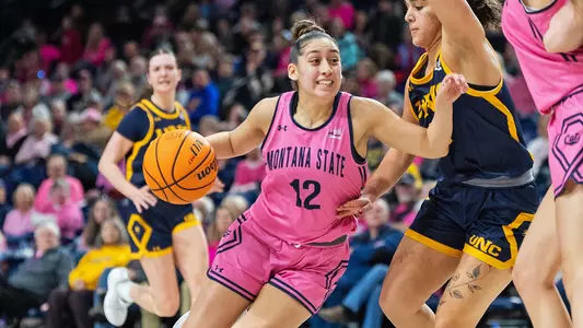 WBB_2425_MORALES_DRIVE_UNC_1