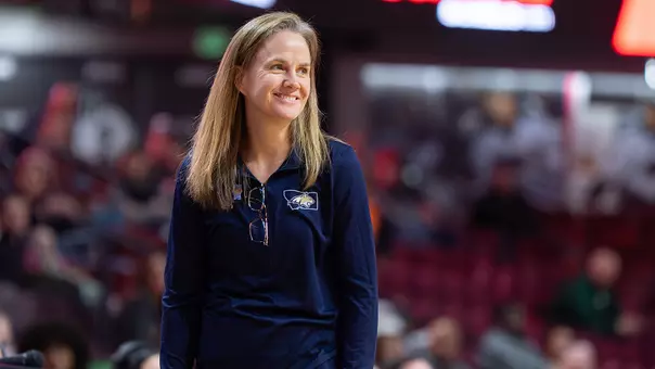 WBB_2425_BINFORD_BSCT_1