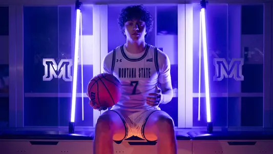 Jaden Steppe_MBB Signing_April 2025