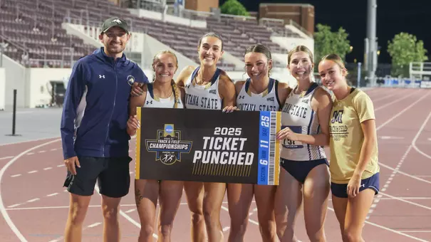 (from left) Teague Peck, Peyton Garrison, Giulia Gandolfi, Olivia Lewis, Caroline Hawkes, Jadyn VanDyken