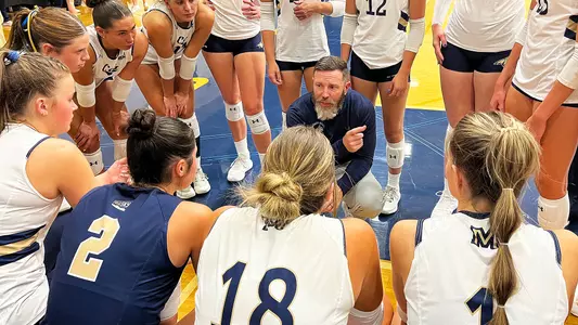 VB_25_HUDDLE_BOBCAT_INVITE_1_TS