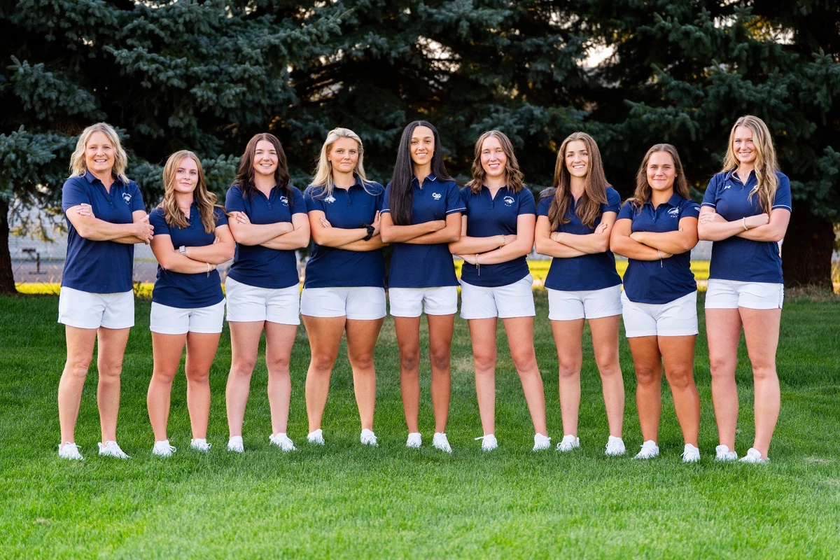 2026-27 Women's Golf Team Photo