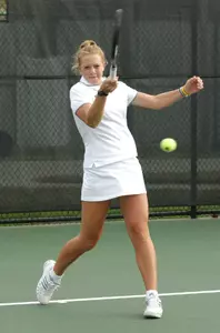Freshman Christine Bader and the women's tennis team search for their fourth-straight win at home.