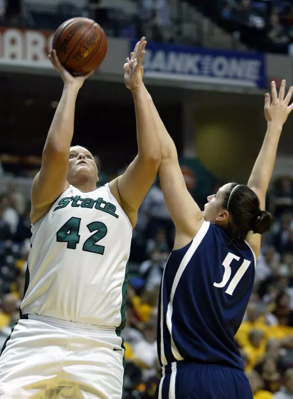 Kelli Roehrig shoots over Penn State's Ashli Schwab during the first half.