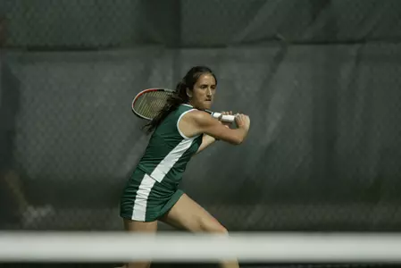 Junior Pascale Schnitzer won her No.2 singles match, 6-1, 6-1