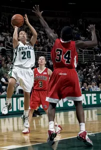Lindsay Bowen pours in 22 points against Rutgers.