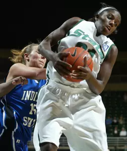 Victoria Lucas-Perry, right, pulls down a rebound in front of Indiana State's Maria Olsthoorn (AP Photo)