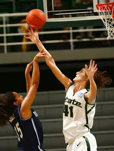 Allyssa DeHaan blocked nine shots against Indiana on Thursday night.