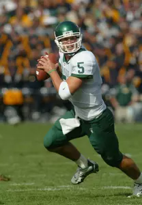 Drew Stanton enters the 2006 season with a school-record streak of 12 consecutive 200-yard passing games.