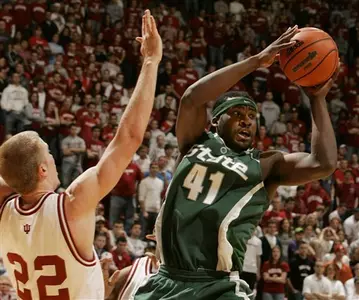 Michigan State forward Marquise Gray, right, makes a pass against Indiana forward Lance Stemler during the first half. (AP Photo/Darron Cummings)