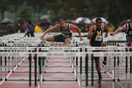 John Childress hopes to lead the men's team to a top finish.