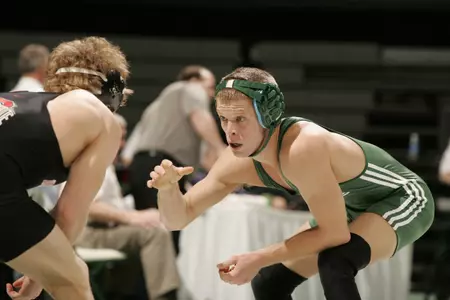 Nick Simmons defeated Jake Strayer, 4-2, in the semifinals at 133 pounds Saturday night.