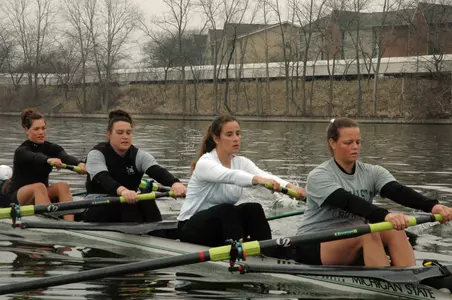 Catie Tyzo stroked the varsity four that went undefeated against Indiana and Ohio State.