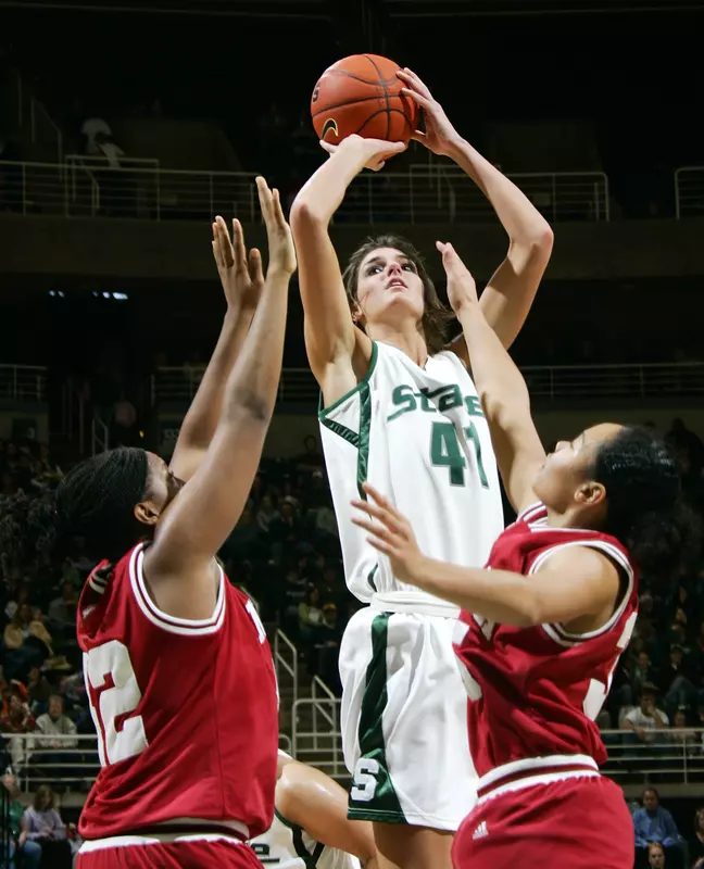 Allyssa DeHaan scored 15 points and had 11 rebounds against Indiana Sunday afternoon.