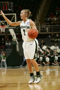 Mandy Piechowski scored a career-high 14 points and hit four 3-pointers to lead the Spartans against Minnesota.