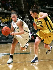 Mandy Piechowski scored 12 points against Michigan Thursday night.