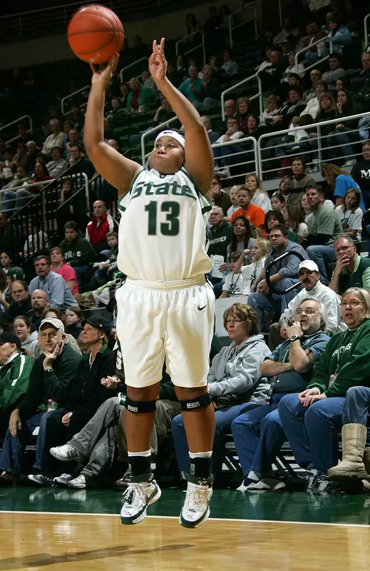 Courtney Davidson put the Spartans ahead for good, making two free throws with 15.6 seconds remaining in the game.