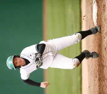 Kelly Confer knocked in MSU's winning run late in the seventh innning to claim a win over FSU and claim the Seminole Classic title.