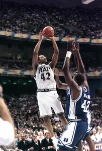 Morris Peterson will become the ninth player in Michigan State history to have his jersey retired.