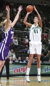 Junior Allyssa DeHaan posted 19 points, eight rebounds and four blocks in 25 minutes tonight.