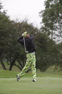 Former Spartan Mark Mulder tees off during the MSU Baseball Golf Outing.