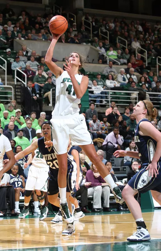 Senior Allyssa DeHaan looks to build off her 20-point effort in Thursday's loss to No. 5/6 Notre Dame.