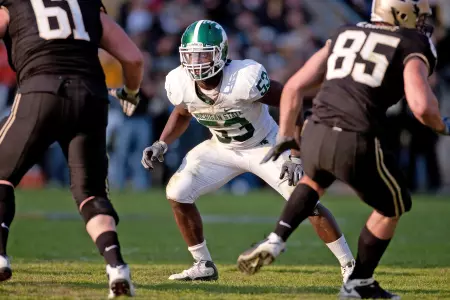 All-American Greg Jones produced double-figure tackles in eight of 12 games during the regular season. (Photo by Michael Hickey.)