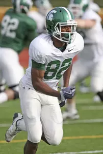 Keshawn Martin participates in 7-on-7 passing drills during Monday's practice at Alamo Heights High School.