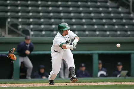 Johnny Lee's bunt in the eighth inning tied the score at five.