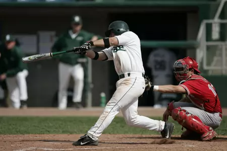 Johnny Lee hit his second home run of the season in a 5-4 loss on Sunday.