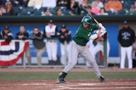 Chris Roberts went 5-for-6 with 6 RBIs as MSU scored 15 runs in a win over Iowa on Saturday.