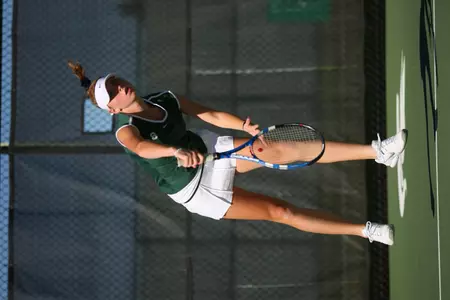 Freshman Olga Chernova recorded two singles victories in the Wildcat Invitational.