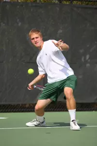 Senior John Stratton advanced to the qualifying round of 16.