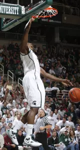 Durrell Summers dunks during the first half.