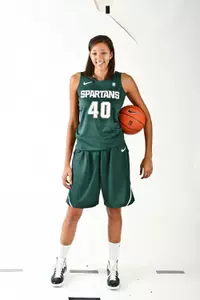 Freshman Madison Williams will redshirt the 2010-11 season.