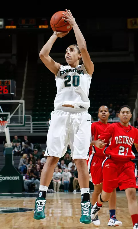 Senior Brittney Thomas scored a season-high 14 points in the Spartan win.