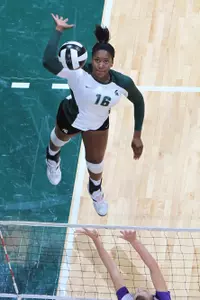 Junior Kyndra Abron led all players with 16 kills on the afternoon.