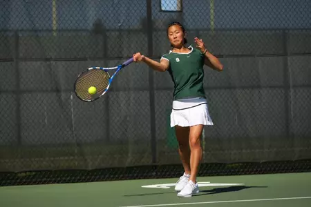 Sophomore Jennifer Yen was the only Spartan to tally a singles victory today.