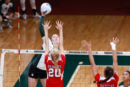 Junior Amy Dentlinger