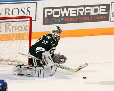 Will Yanakeff made 26 saves (photo credit Alaska Sports Info)