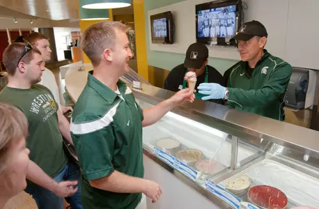 Coach Dantonio was one of several Spartan head coaches serving lunch to students Monday at Brody Hall.